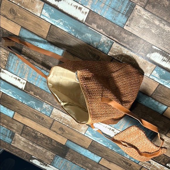 Brown Woven Tote Bag with Pouch - Picture 12 of 16